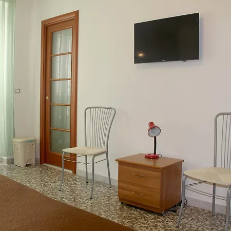 Bed and Breakfast I Due Baroni - Fronte Campus